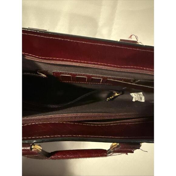 Vintage Oxblood Bond Street Genuine Leather Briefcase. Brand New. - Picture 6 of 10